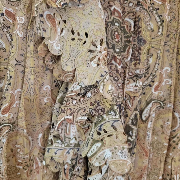 Sioni iron pleated blouse - Picture 3 of 7